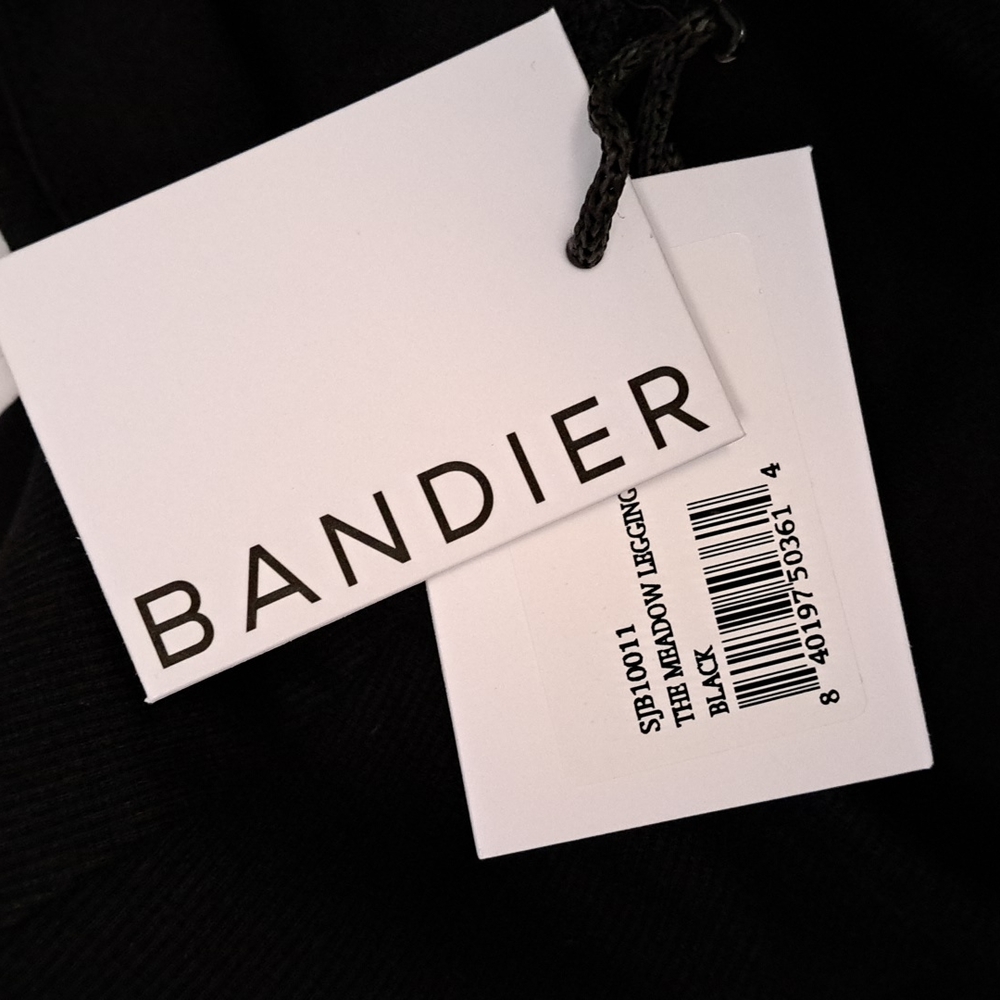 Bandier x Sincerely Jules The Meadow Legging in Black - Picture 9 of 10